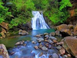 Air Terjun Lewaja, Pesona Air Terjun Dilengkapi Waterboom di Enrekang