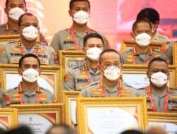 Polresta Malang Kota Berhasil Mendapatkan Penghargaan Pelayanan Prima Dan Predikat Pembangunan ZI Polri 2022