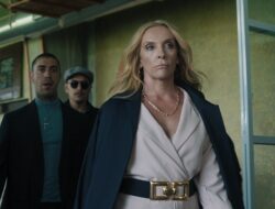 Toni Collette Tiba-Tiba Menjadi Bos Kriminal di Trailer Anyar Mafia Mamma