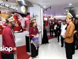 Mendengar Optimisme Memulai Usaha, Presiden ke Anak Muda Papua: Jalani Pelan-Pelan