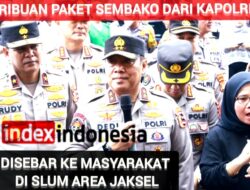 Kapolri Bagikan Ribuan Paket Sembako Ke Masyarakat Jaksel