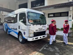 Kemenhub dan Kemensos Sinergi, Perkuat Akses Pendidikan lewat Bantuan Bus Sekolah