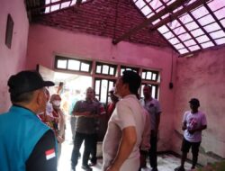 Tinjau Langsung RTLH, Bupati Sidoarjo Perintahkan Renovasi Segera