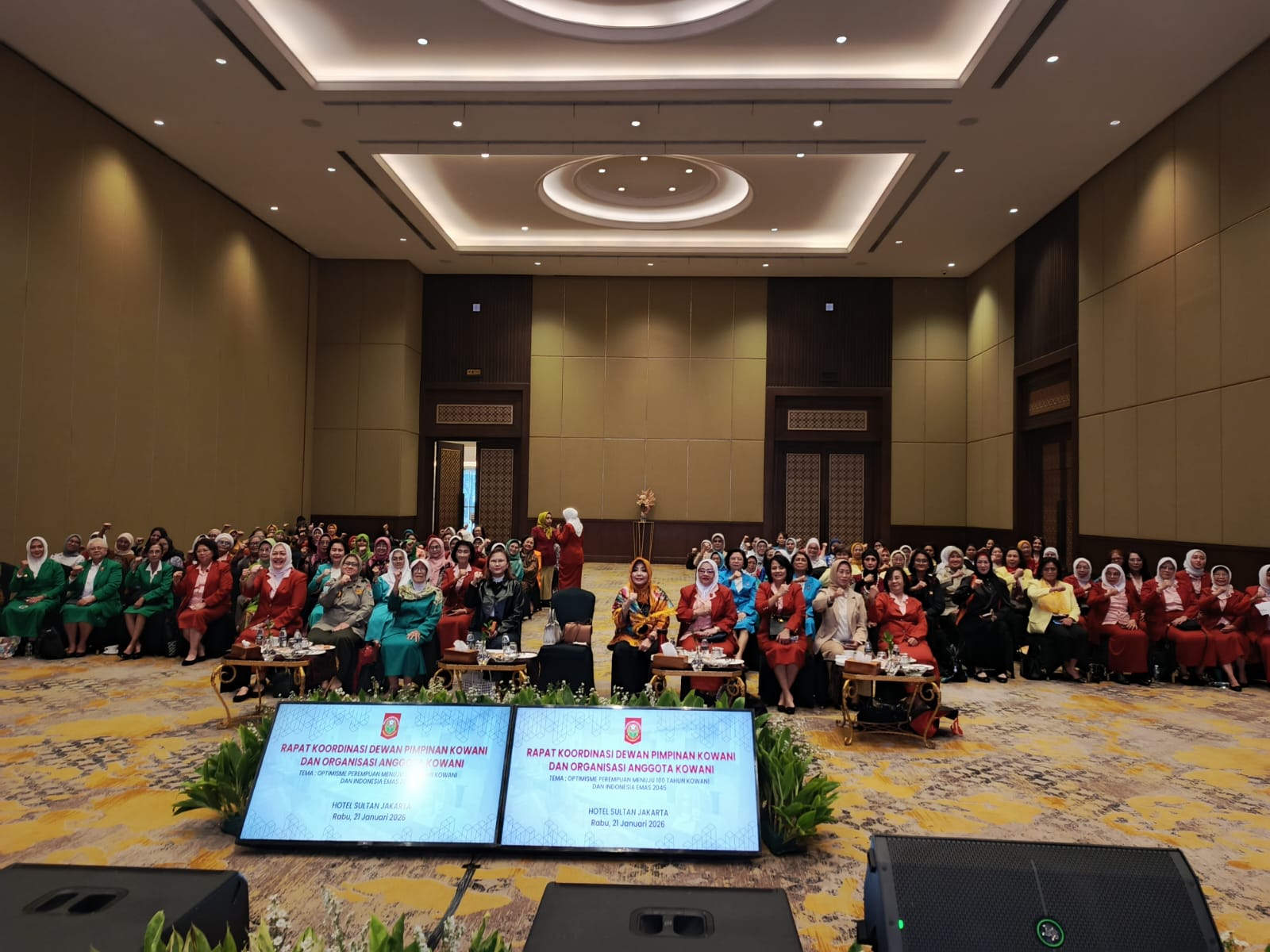 Kowani gelar rapat koordinasi dengan puluhan organisasi anggota membahas jalan keluar konflik internal. Ketua Kowani Ulla Nuchrawaty tegaskan Kongres Luar Biasa (KLB) untuk revisi AD/ART adalah solusi legal